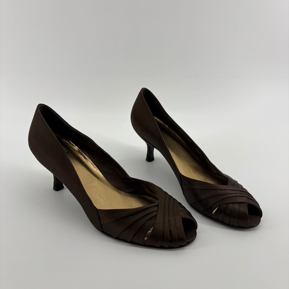 Stuart Weitzman Peep Toe Pumps Brown Womens 9.5 M Satin Pleated Office EW26688